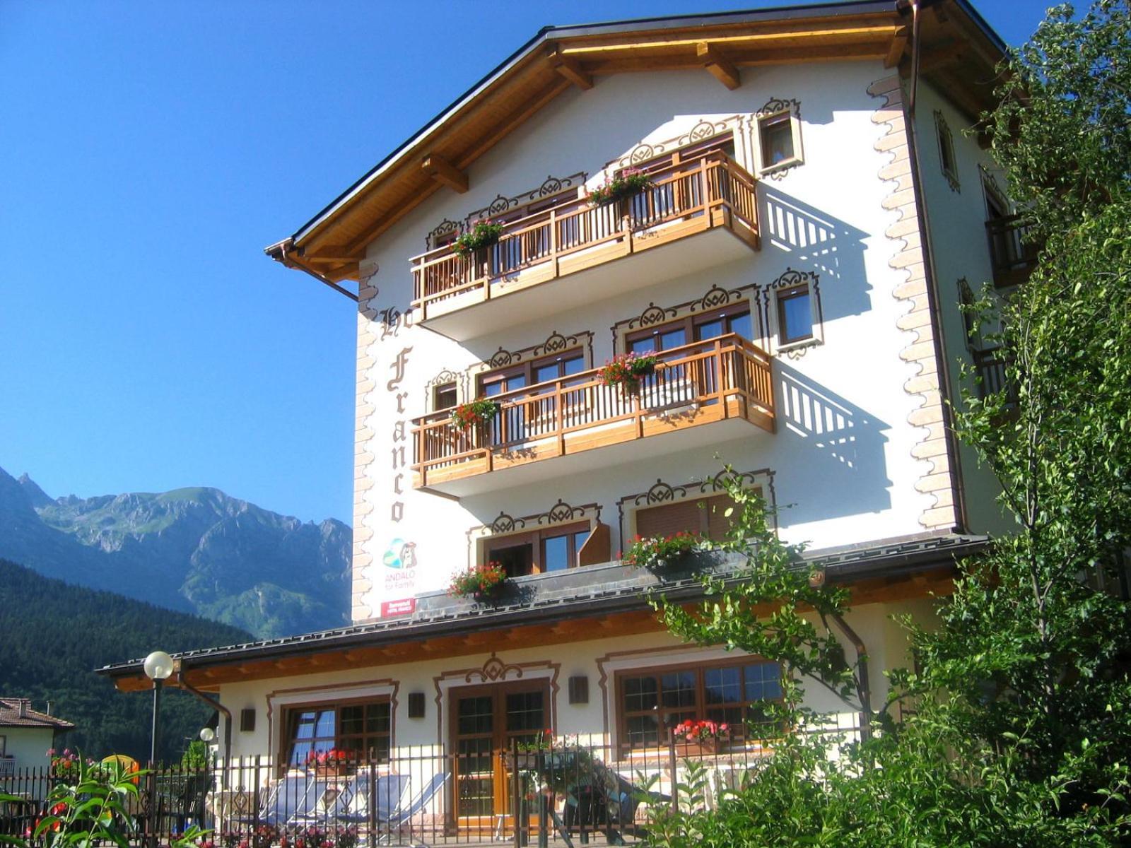 Hotel Franco Andalo Exterior photo